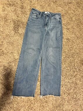 Wide-Leg High-Rise Jeans in Faded Blue